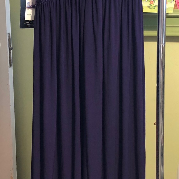 Evening dress - Picture 2 of 8